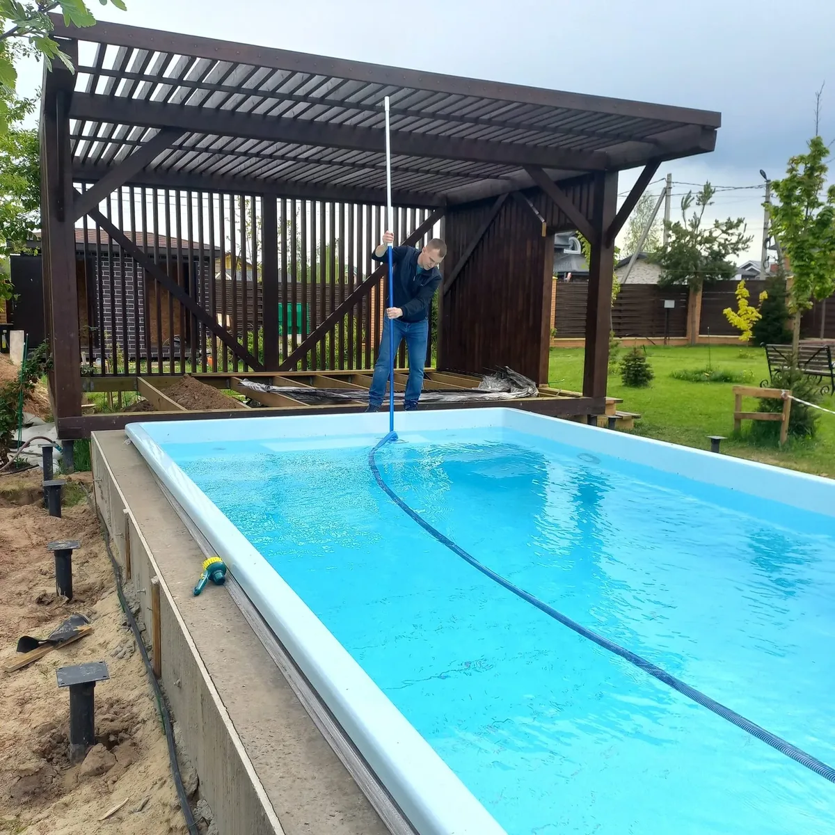 Копинговый бордюрный камень для бассейна Laguna в Усинске